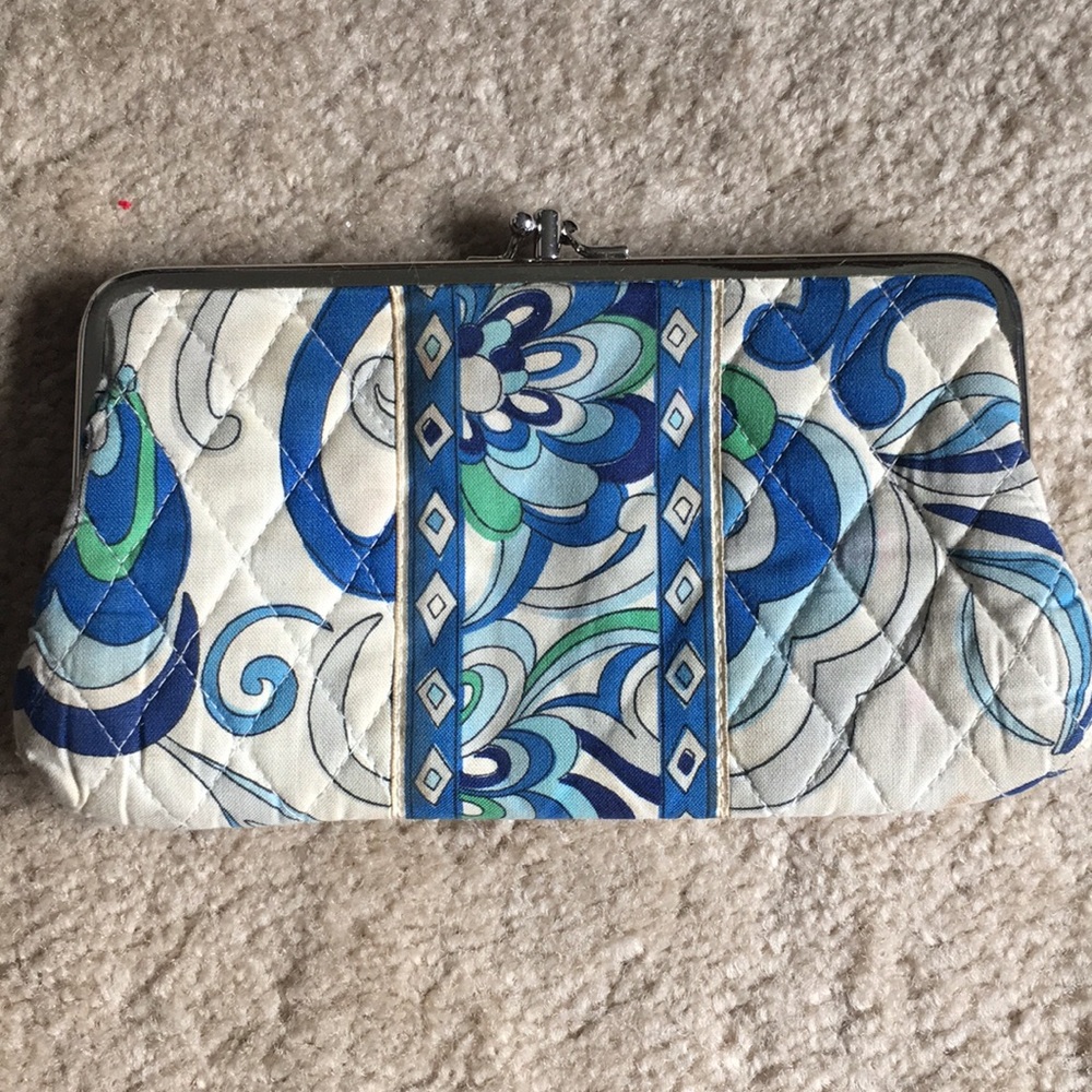 Vera Bradley clutch